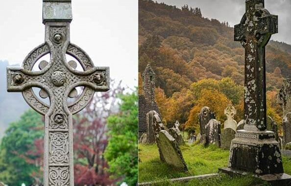 What does the Celtic cross mean on a gravestone