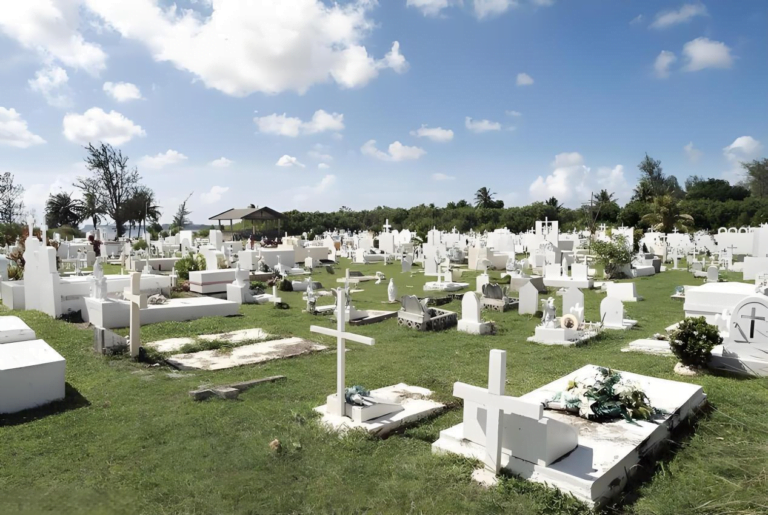 What is a grave plinth